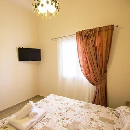 فيلة Elpida At Minies Minia