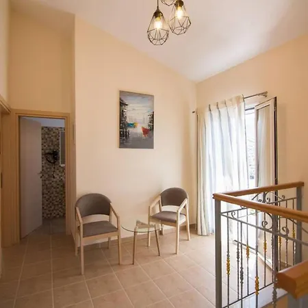 Вилла Elpida At Minies *