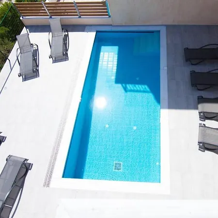 Elpida At Minies Вилла Миния